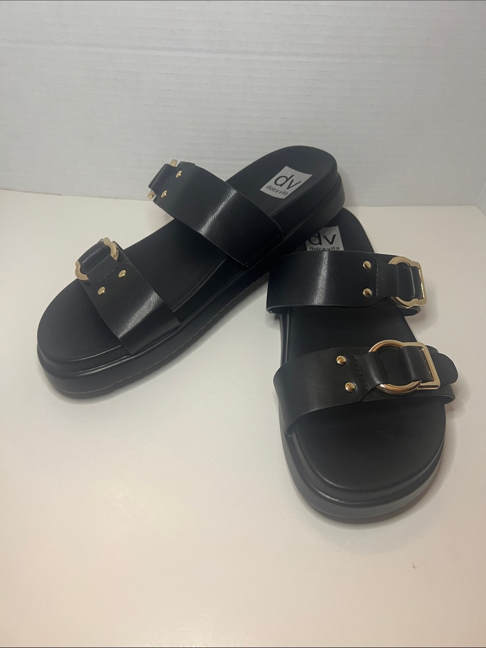 DV Dolce Vita Black Gold Buckle Slide Footbed Sandals Size 9 Minimalist Preppy
